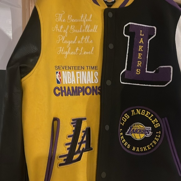 LOS ANGELES LAKERS COLOR BLOCK VARSITY JKT - Picture 9 of 12